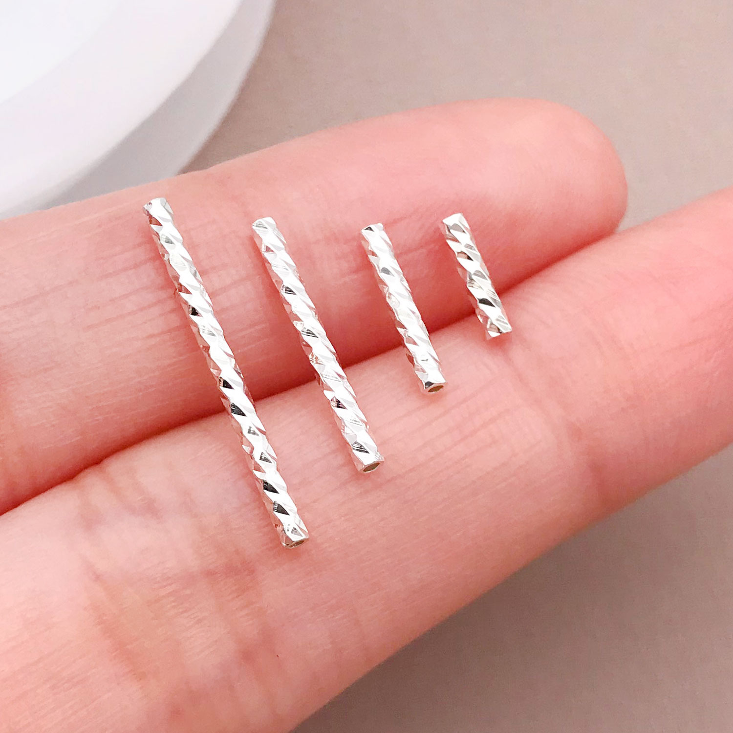 20 個 18 K 銅メッキ真の黄金色の厚い銀色のプラチナバ - Embroidery Embellishments のレビューと価格